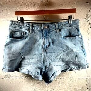 Womens Wild Fable High-Rise Rolled Cuff Shorts Size 12 L Jean Shorts Light Wash